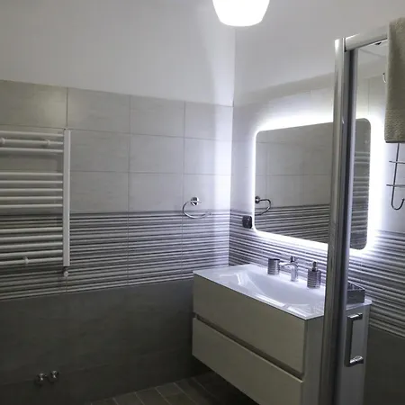 Domus Anagnina 2 Bedrooms アパート ローマ