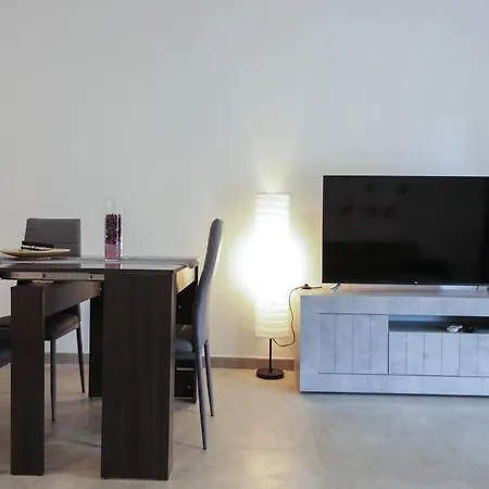 Domus Anagnina 2 Bedrooms Rome