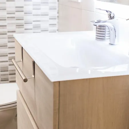 アパート Domus Anagnina 2 Bedrooms ローマ