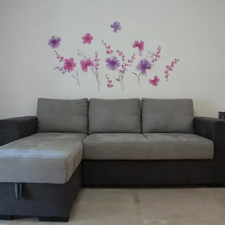 Domus Anagnina 2 Bedrooms Apartment *