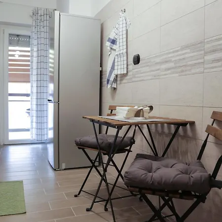 Domus Anagnina 2 Bedrooms *